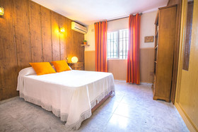 Oleholidays Villa Loleta