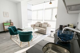 Avenue Rooms