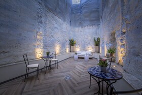 Avenue Rooms