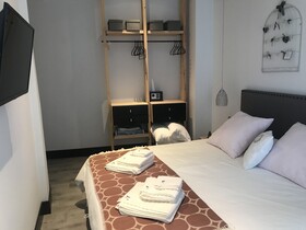Avenue Rooms