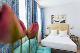 Casa de la Merced Suites