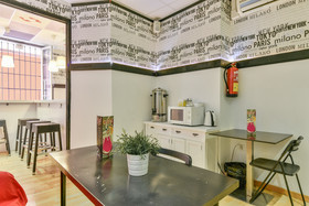 Feel Hostel City Center