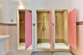 Feel Hostel City Center