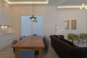 Fresh Velazquez Apartments