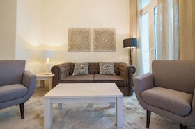 Fresh Velazquez Apartments