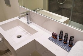 Fresh Velazquez Apartments