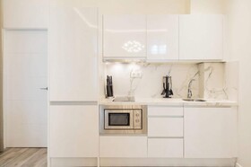 Fresh Velazquez Apartments