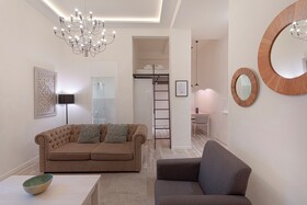 Fresh Velazquez Apartments