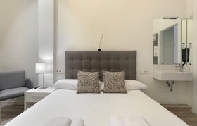 Fresh Velazquez Apartments