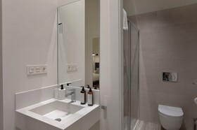 Fresh Velazquez Apartments