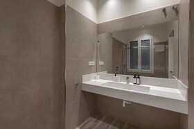 Fresh Velazquez Apartments