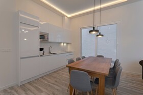 Fresh Velazquez Apartments