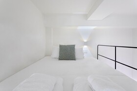 Fresh Velazquez Apartments