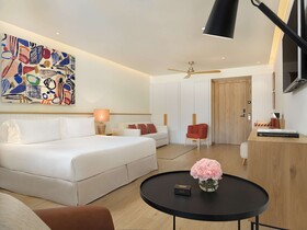 H10 Croma Malaga