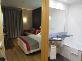 Holiday Inn Express Málaga - Aeropuerto