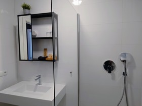 Carmen Rooms