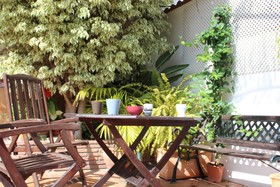 Hostal Abril