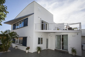 Luxury Apartments Villa San Salvador