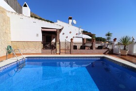 Villa Alabarce SpainSunRentals 1037