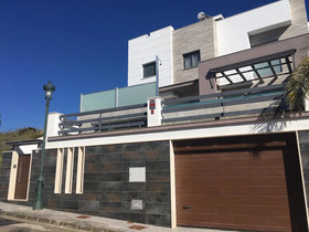 Villa Pope