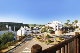 Albayt Nueva Alcaidesa Apartments