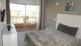 Carlos Rooms
