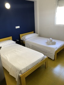 Click & Room