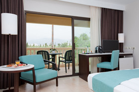 Impressive Playa Granada Golf