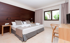 Impressive Playa Granada Golf