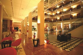 Gran Hotel Aqualange