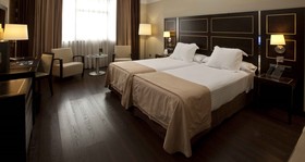 NH Gran Hotel Casino Extremadura