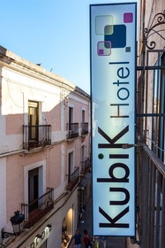 Kubik Hotel