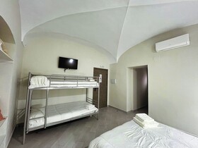 Hostal Pompeya
