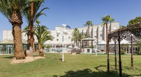 Hotel ILUNION Las Lomas