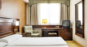 Hotel ILUNION Las Lomas