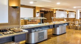 Hotel ILUNION Las Lomas