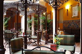 Hotel ILUNION Mérida Palace