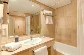 AZZ Merida Medea Hotel