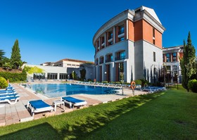 AZZ Merida Medea Hotel