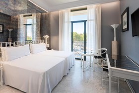 AZZ Merida Medea Hotel