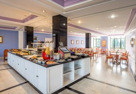 AZZ Merida Medea Hotel