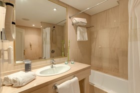 AZZ Merida Medea Hotel
