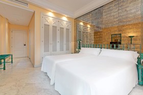 AZZ Merida Medea Hotel