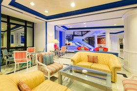 AZZ Merida Medea Hotel