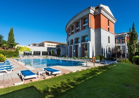 AZZ Merida Medea Hotel