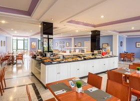AZZ Merida Medea Hotel