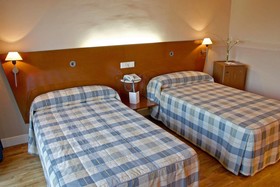 Hotel Azar
