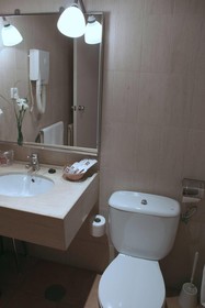 Hotel Azar