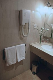 Hotel Azar