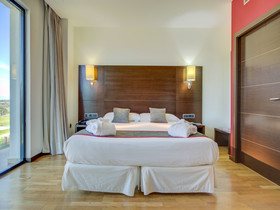 Hotel Valles de Gredos by OYO Rooms
